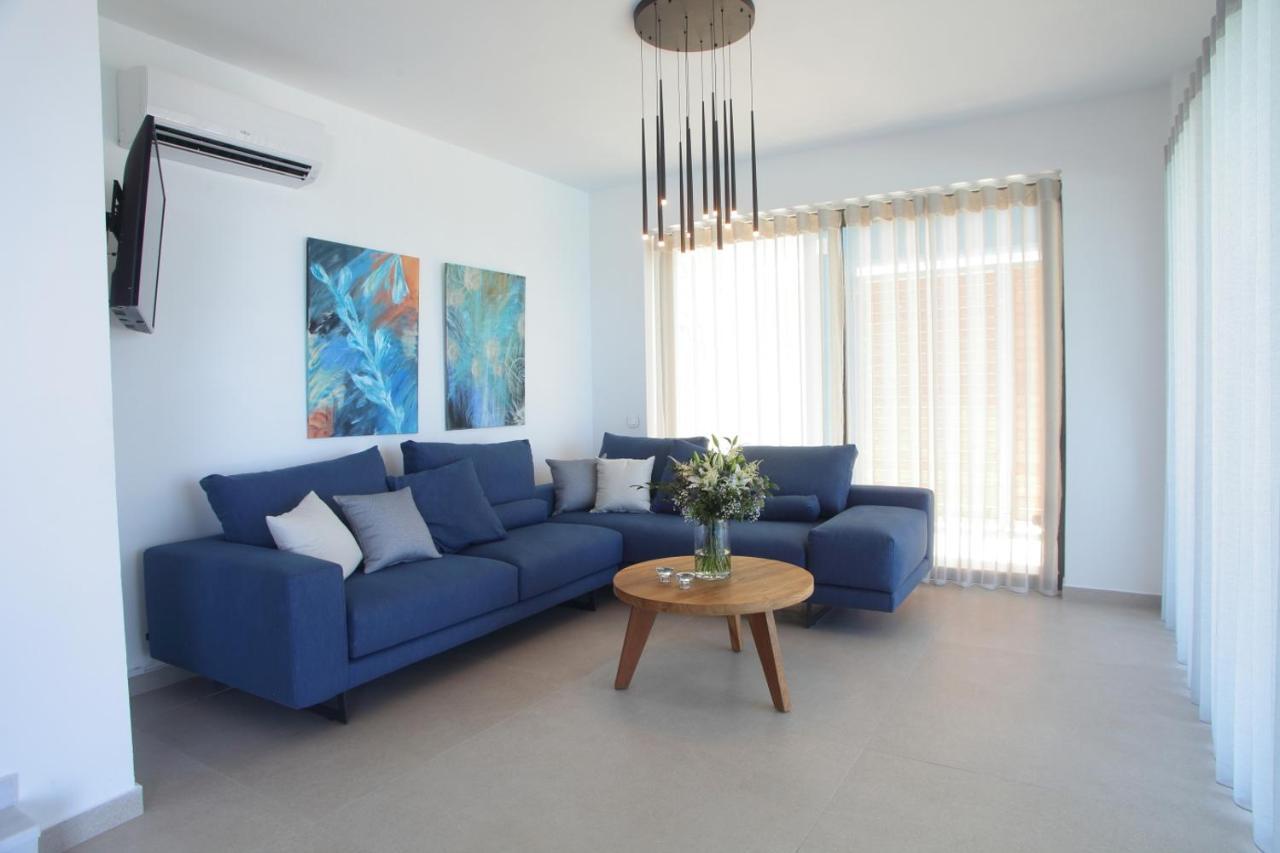 Capro - Milos Bay Villas Agios Nikitas Exterior photo