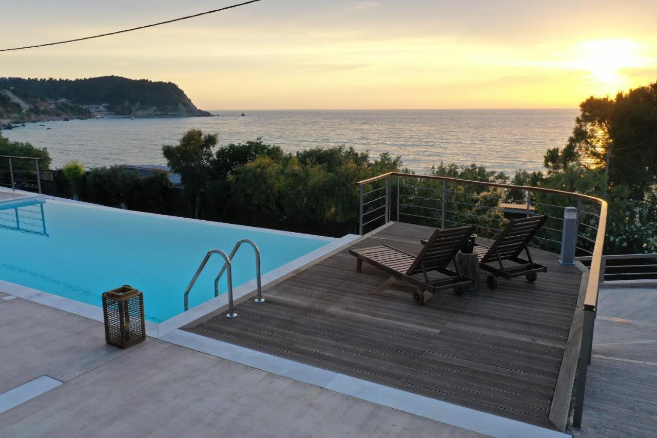 Capro - Milos Bay Villas Agios Nikitas Exterior photo