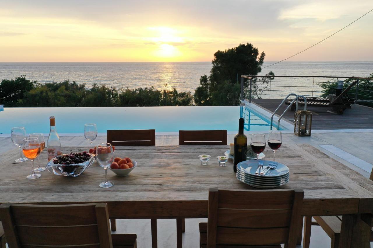 Capro - Milos Bay Villas Agios Nikitas Exterior photo