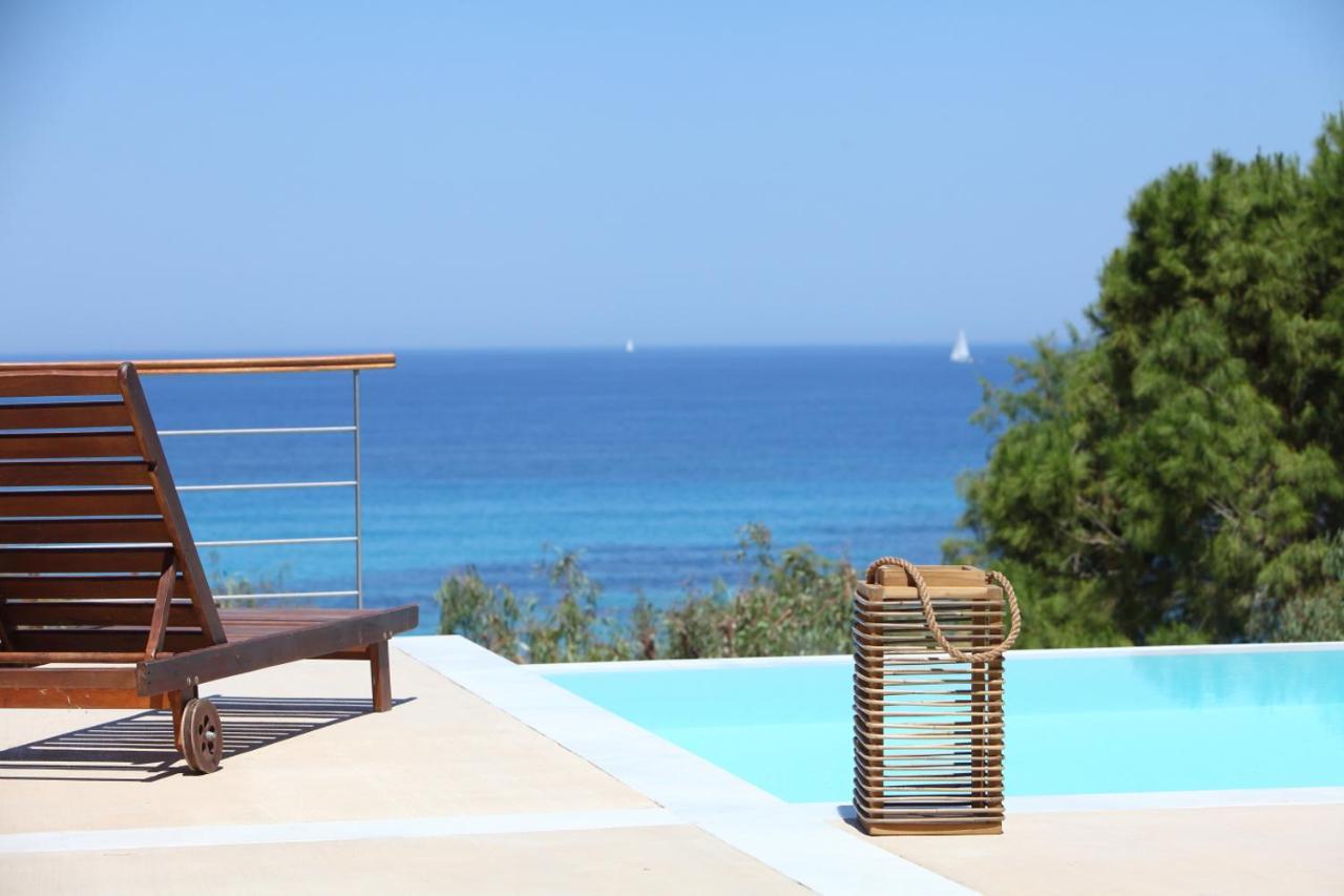 Capro - Milos Bay Villas Agios Nikitas Exterior photo