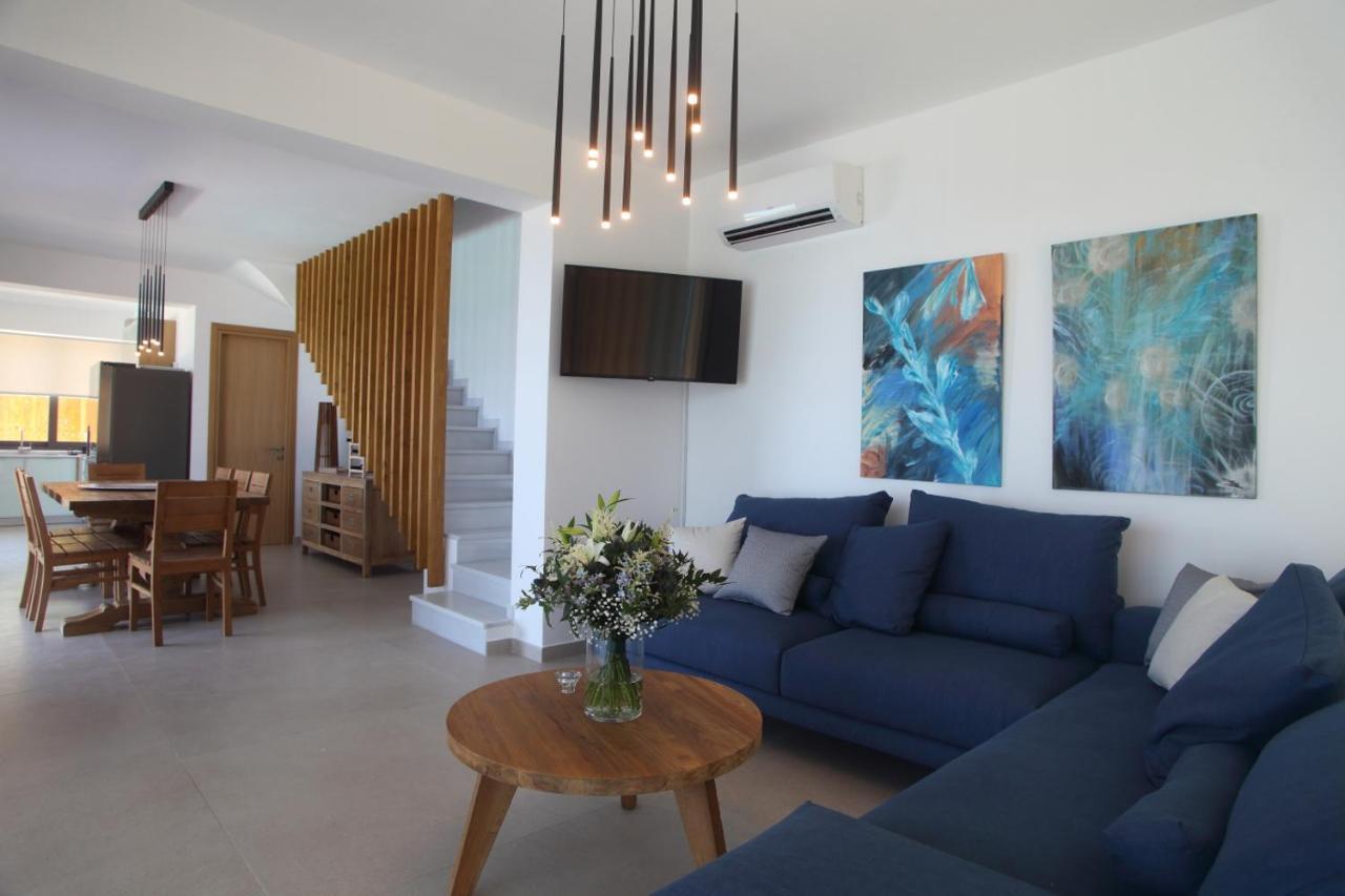 Capro - Milos Bay Villas Agios Nikitas Exterior photo