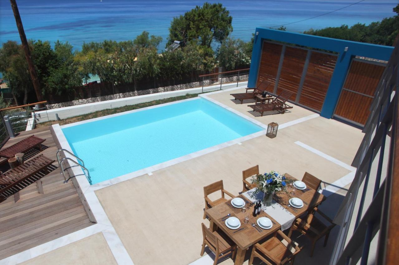 Capro - Milos Bay Villas Agios Nikitas Exterior photo